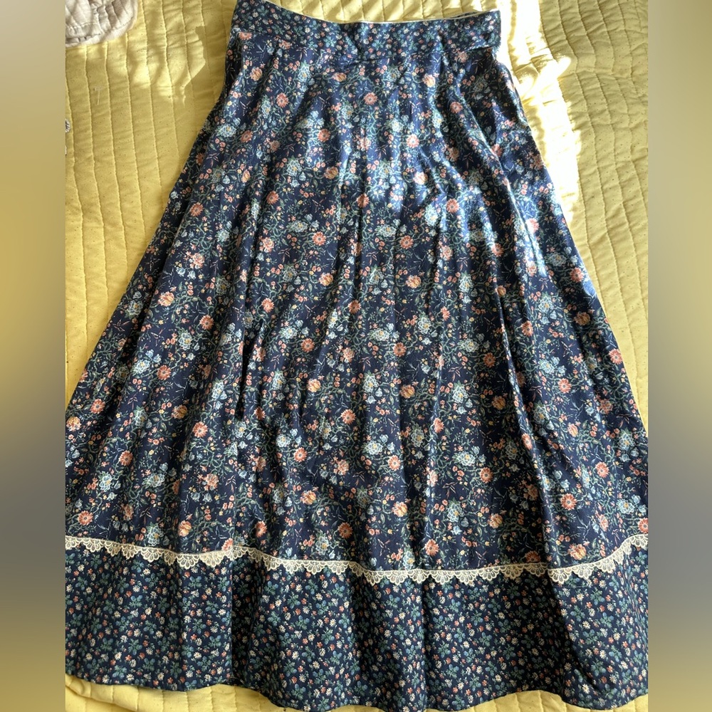 Floral Blue Midi Skirt